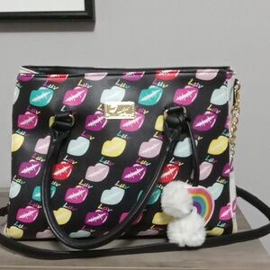 Betsey Johnson Lips Print Satchel NWOTS 👄👄👄👄👄